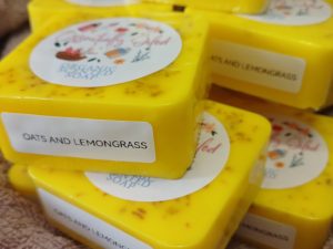 LEMONGRASS AND OATS ORGANIC SOAP
