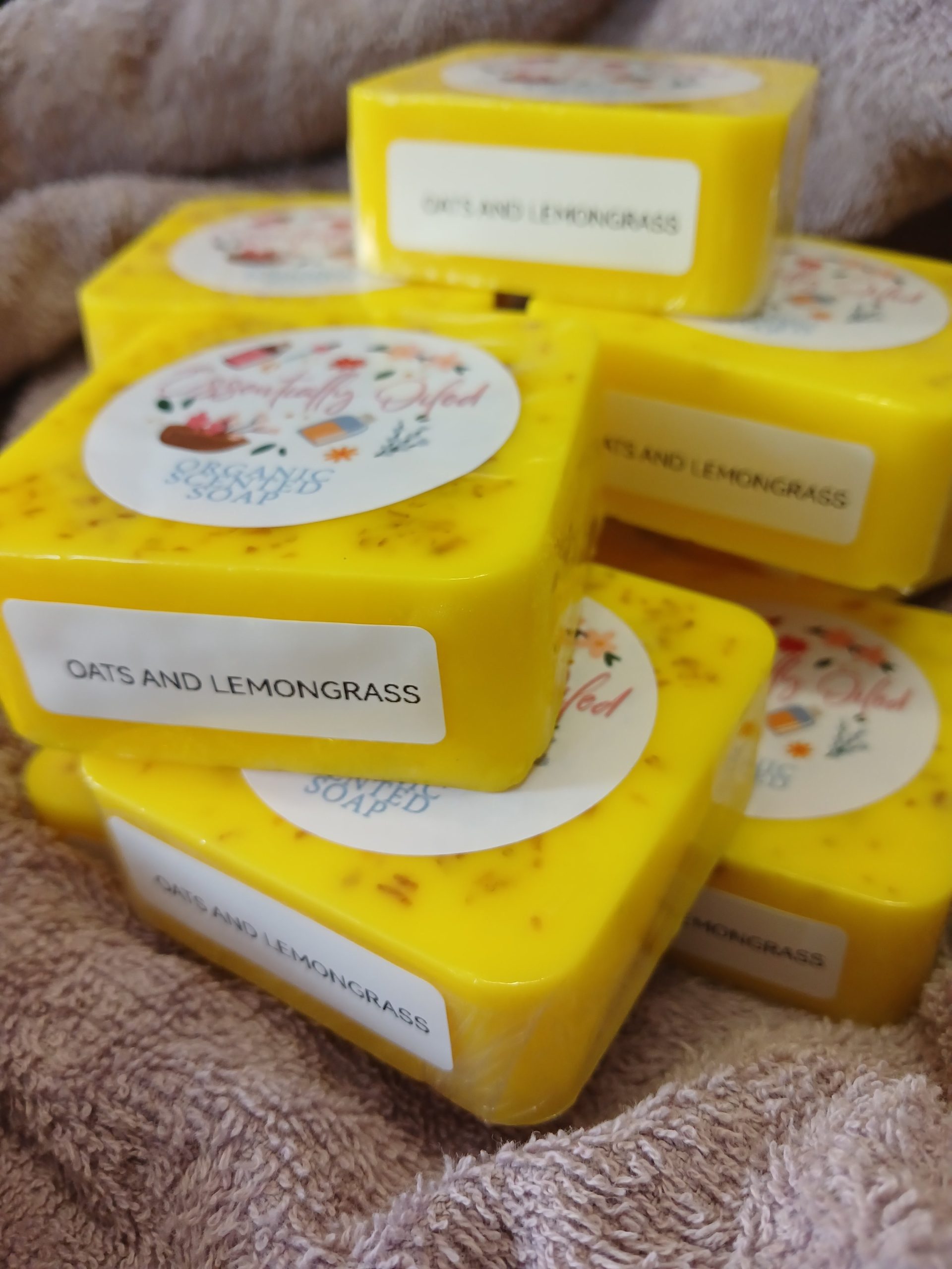 LEMONGRASS AND OATS ORGANIC SOAP