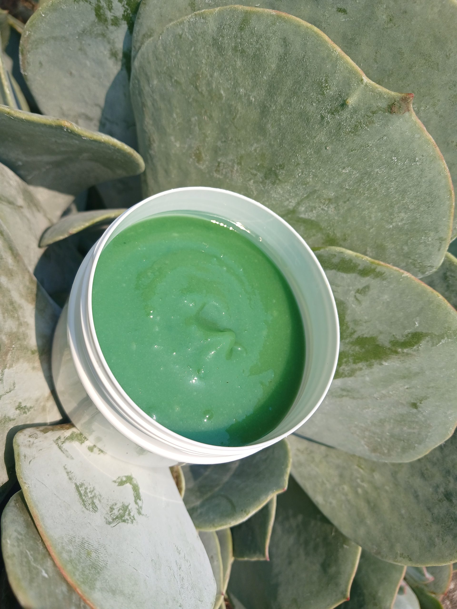 Cannabis and Peppermint hair mask